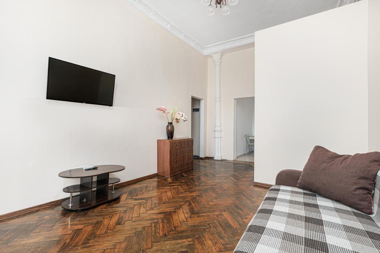 أوديسا Nice Apartment In The City Center المظهر الخارجي الصورة